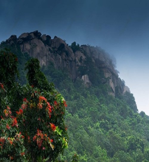 monsoon-purulia-west-bengal-india-mathaburu-paharh-part-ajodhya-hill-purulia-west-bengal-india-beautiful-rocks-151523521-transformed-1.jpeg